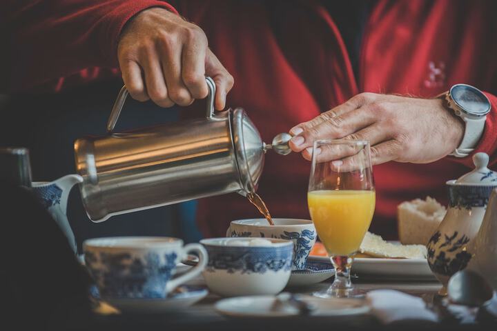 Breakfast/Coffee Service 11 of 18