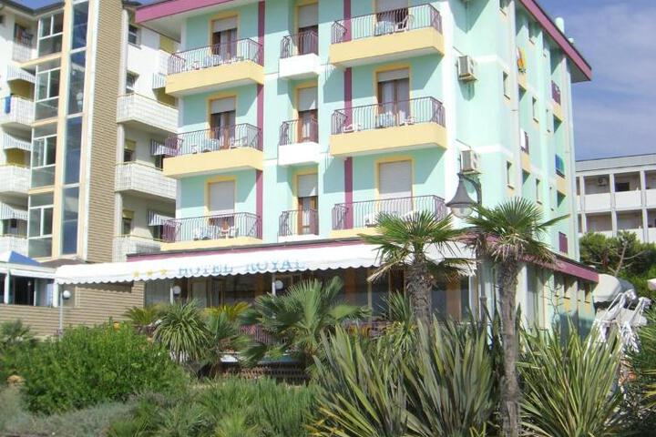 Hotel Royal Garnì