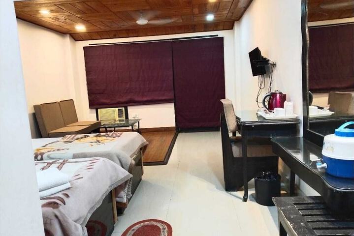 Room 17 of 78
