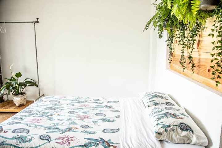 Room 27 of 34