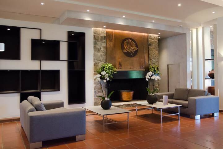 Lobby Entry