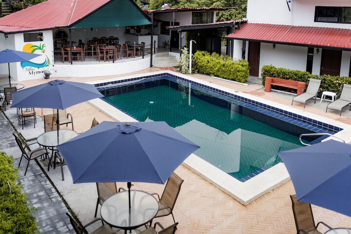 Pool 40 of 50
