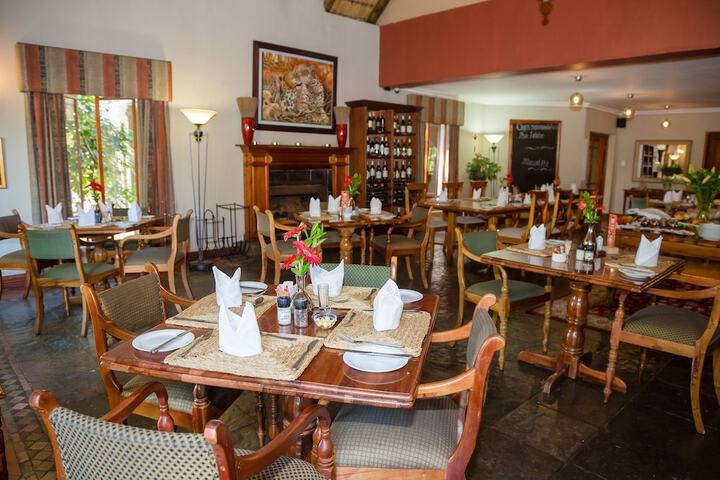 Dining 50 of 76
