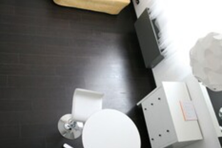 Room 100 of 275