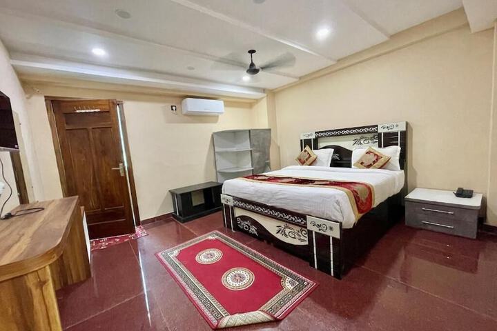 Hotel Shivee - Varanasi