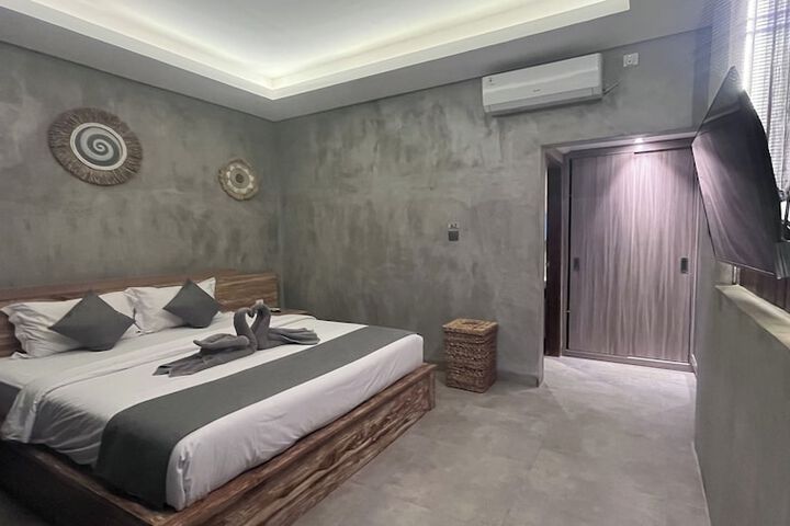 Room 11 of 86