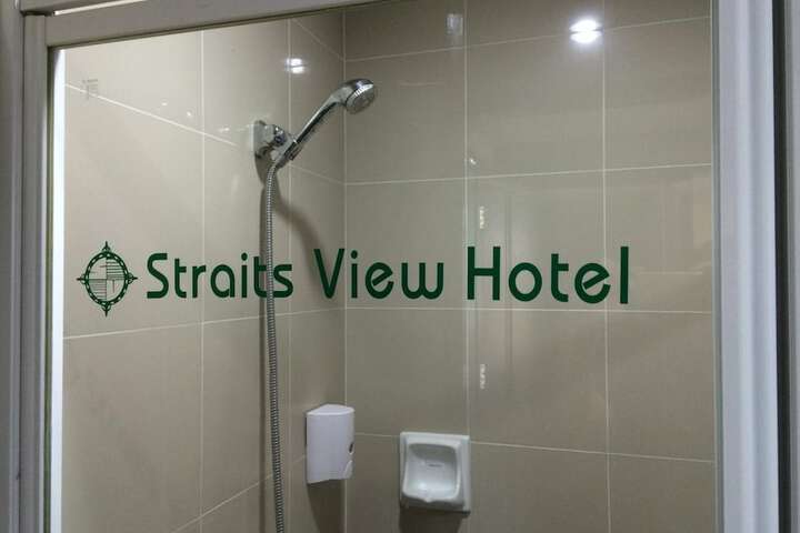 Room 10 of 44