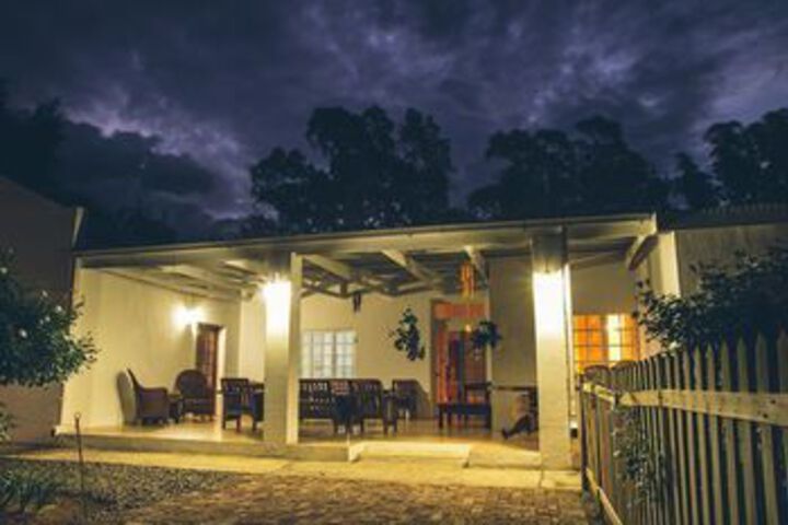 Image of AAN DE VOOR SAFARIS