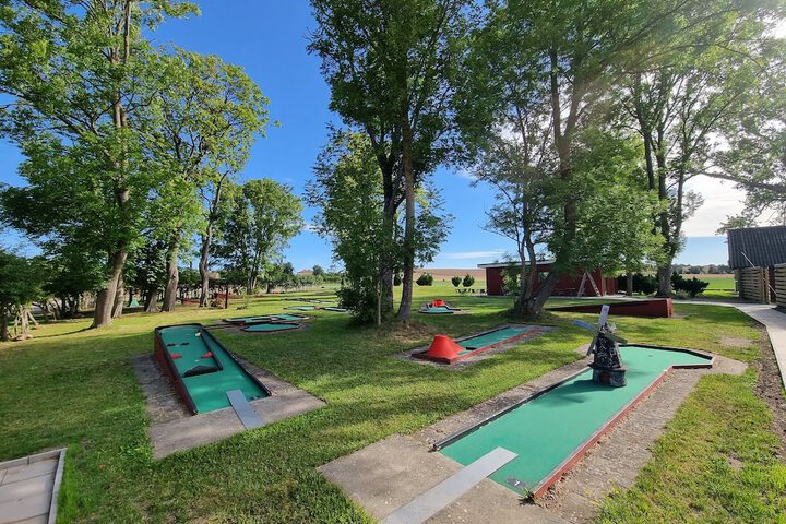 Golf 30 of 54