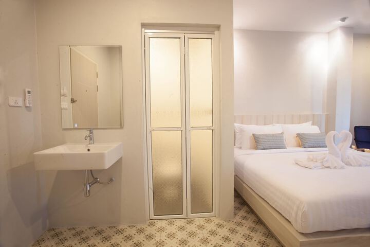 Room 21 of 30