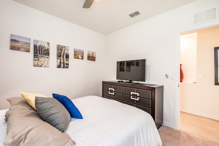 Room 29 of 31