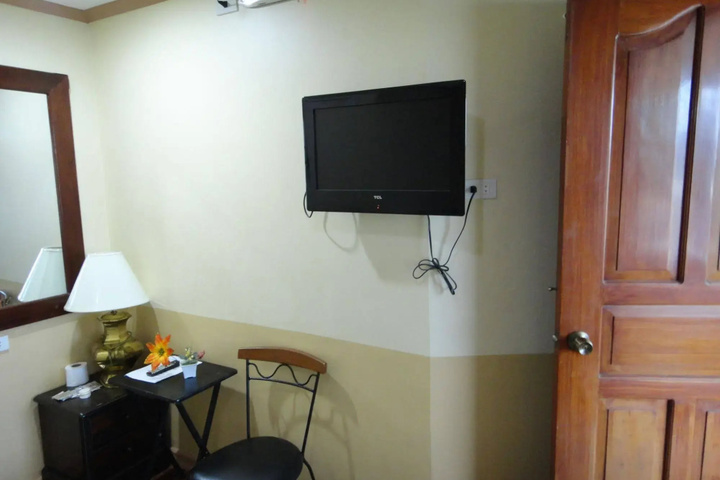 guest_rooms