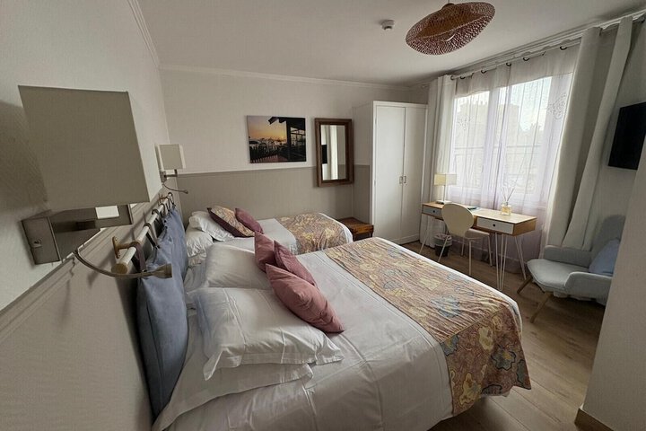 Room 20 of 49