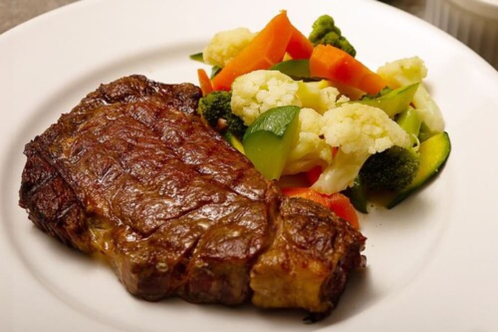 Dining 51 of 71