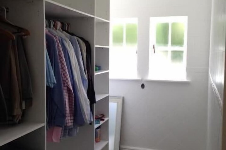 Room 15 of 28