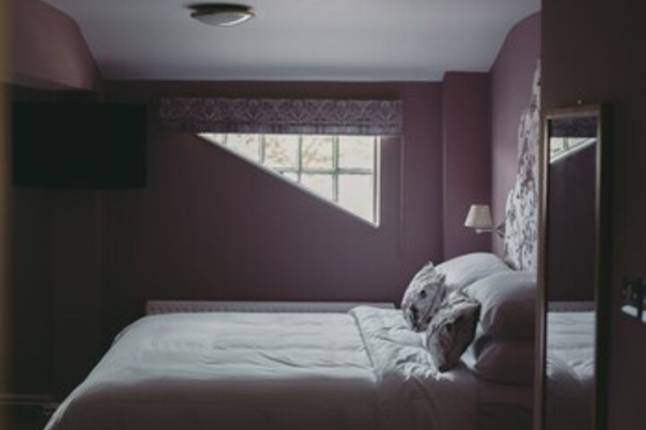Room 25 of 54