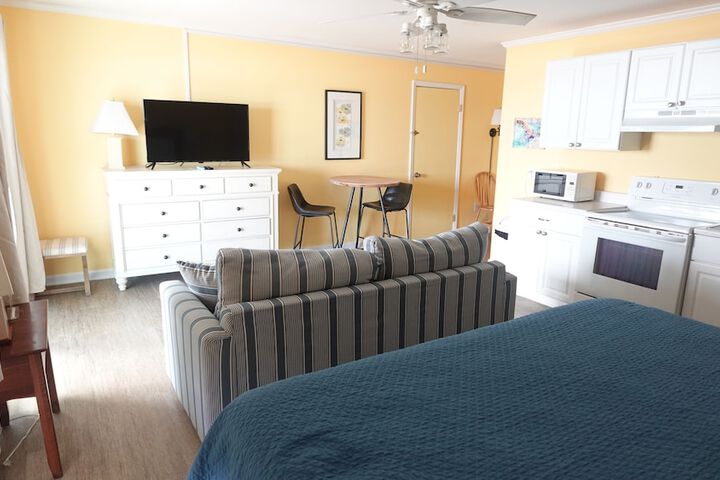 Room 112 of 282
