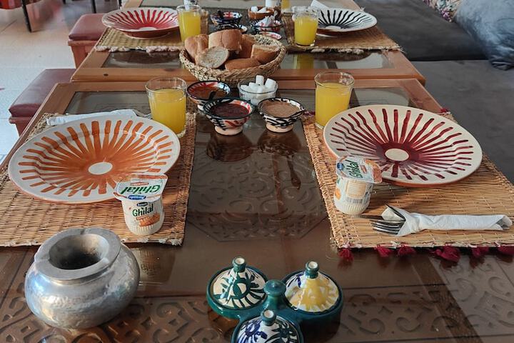 Breakfast/Coffee Service 47 of 63