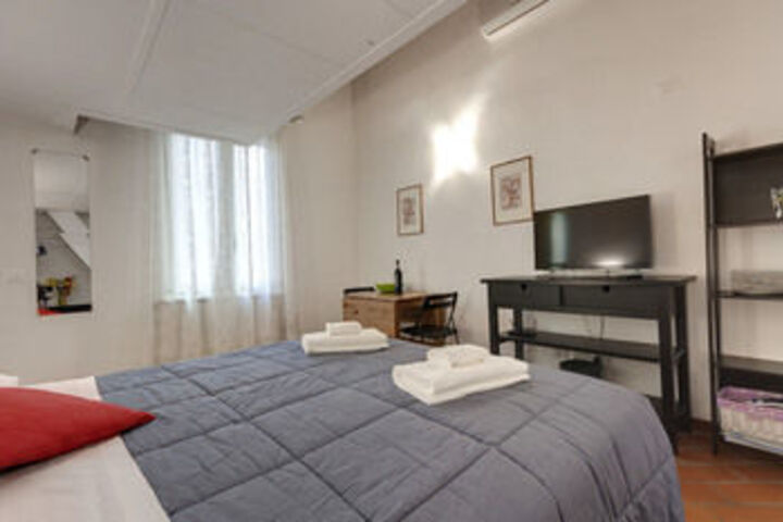 Room 34 of 71