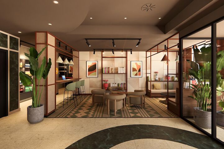 Entrance & Lobby