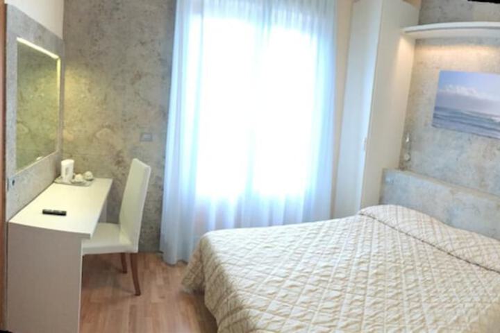 Room 15 of 59