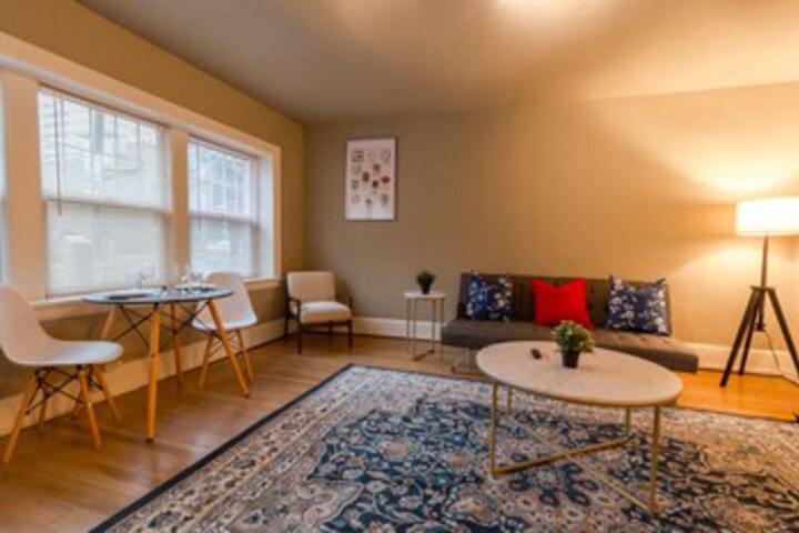 Room 8 of 20