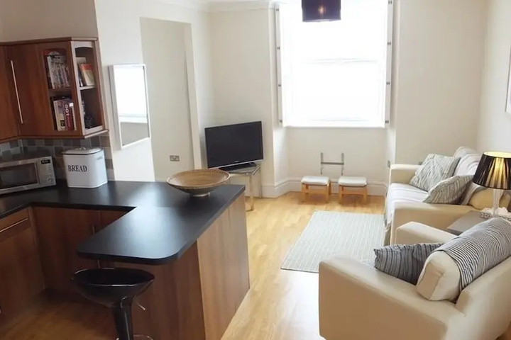 Room 3 of 13