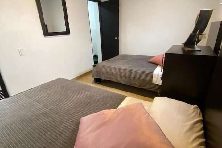 Room 4 of 47