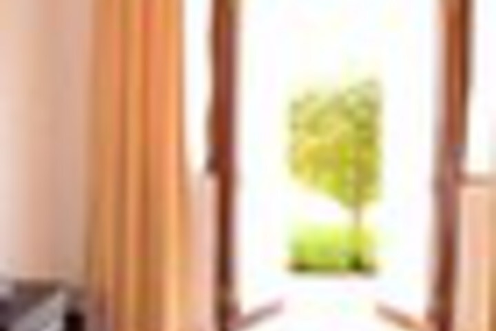 Room 53 of 171