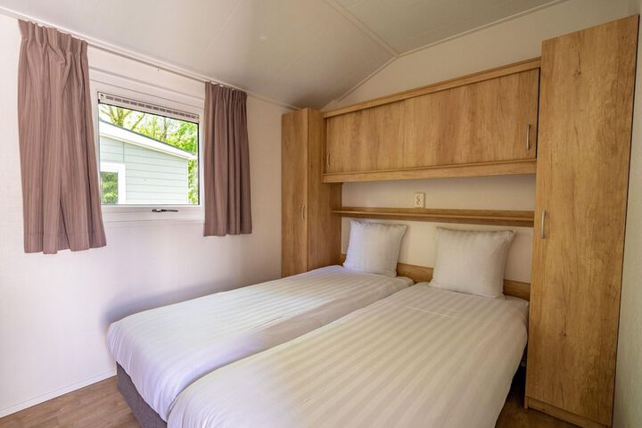 Room 3 of 40