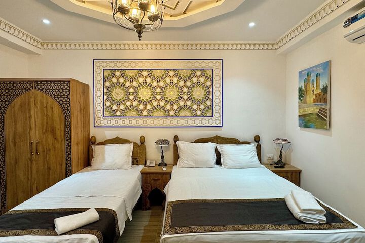 Room 14 of 64