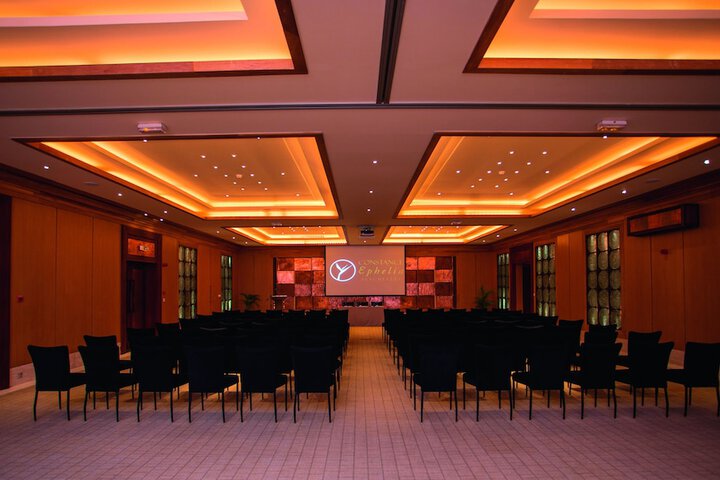 Meeting 209 of 307