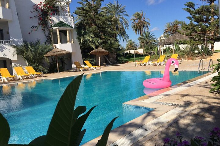 Pool Hotel