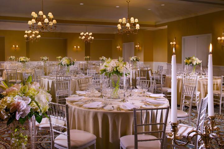 Ballroom/Hall 76 of 90