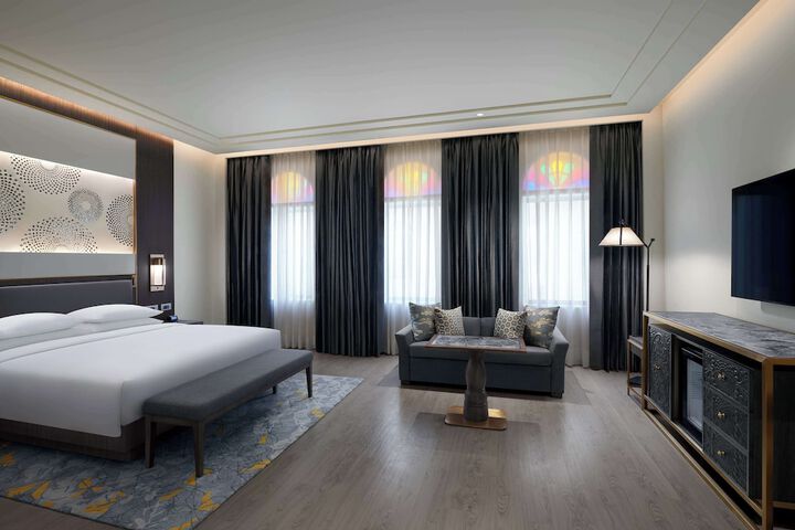 Room 20 of 154