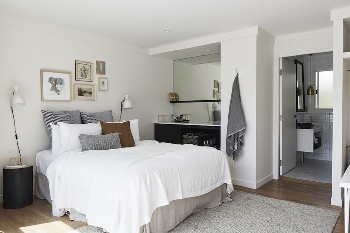 Room 16 of 61