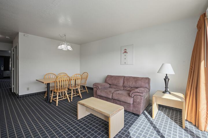 Room 29 of 81