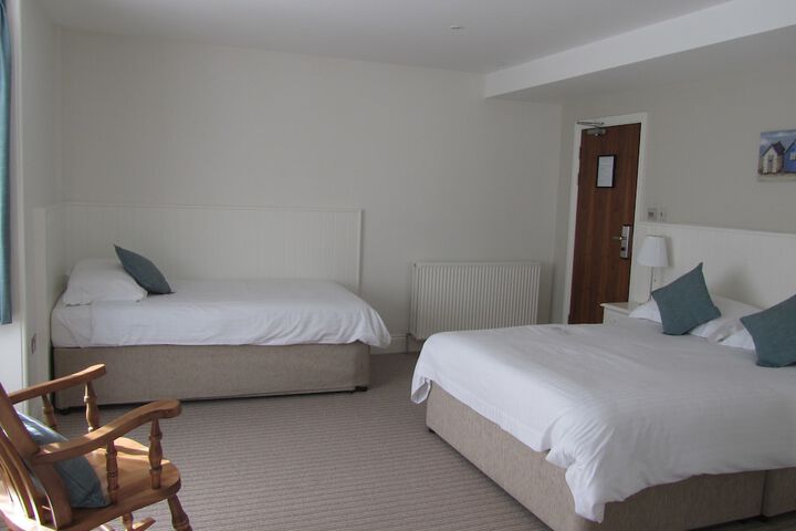 Room 4 of 39