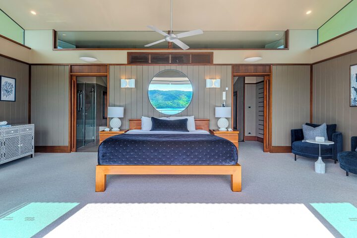 Room 16 of 53