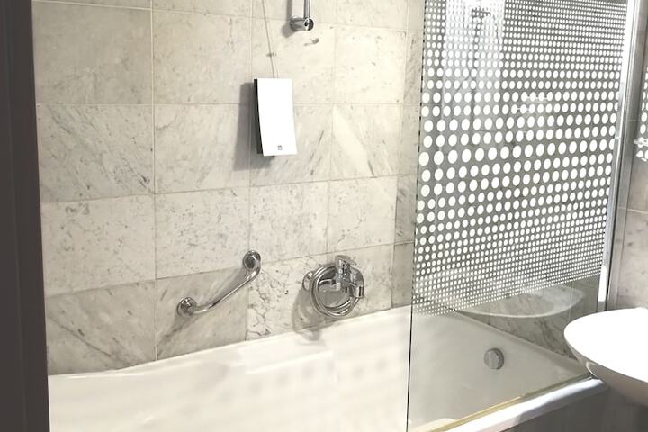 Clean Restrooms
