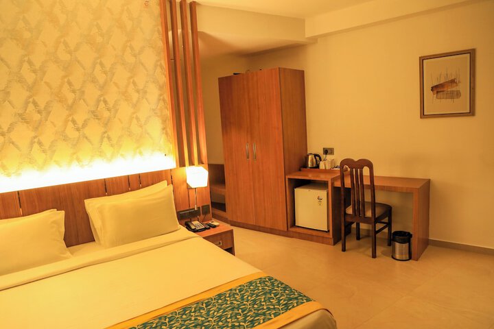 Room 7 of 24