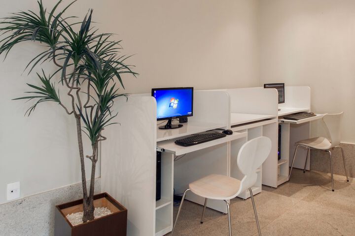 Business Center 43 of 45
