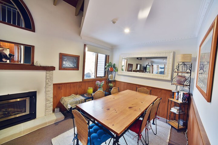 Room 4 of 21