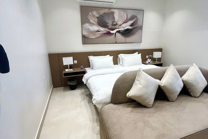 Room 20 of 40