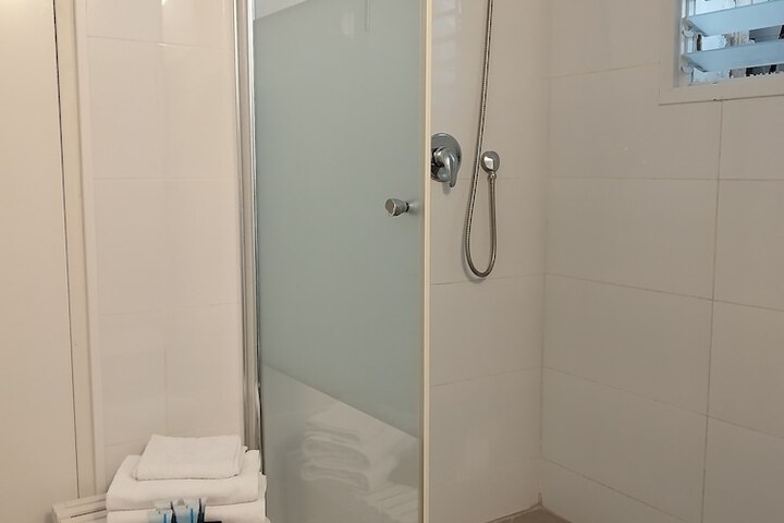 Room 37 of 54