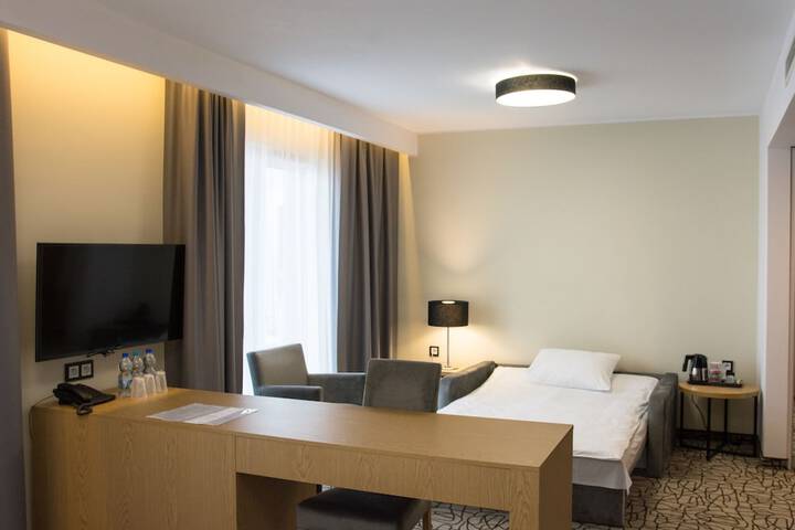 Room 8 of 31