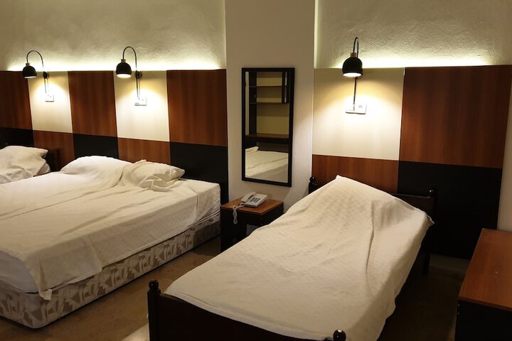 Room 3 of 19