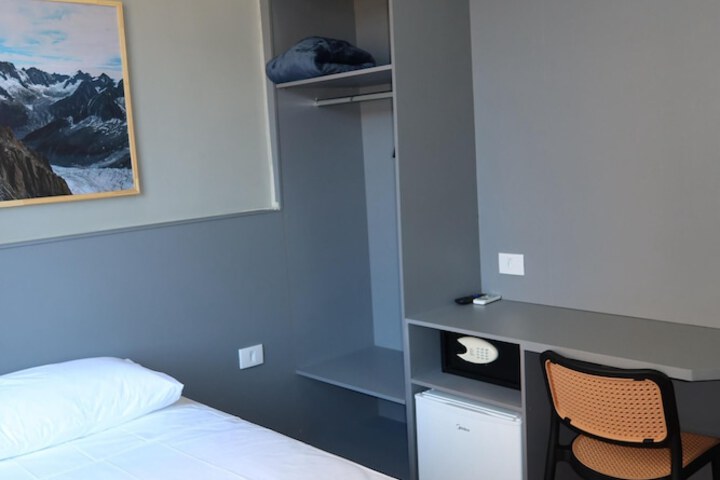 Room 57 of 111