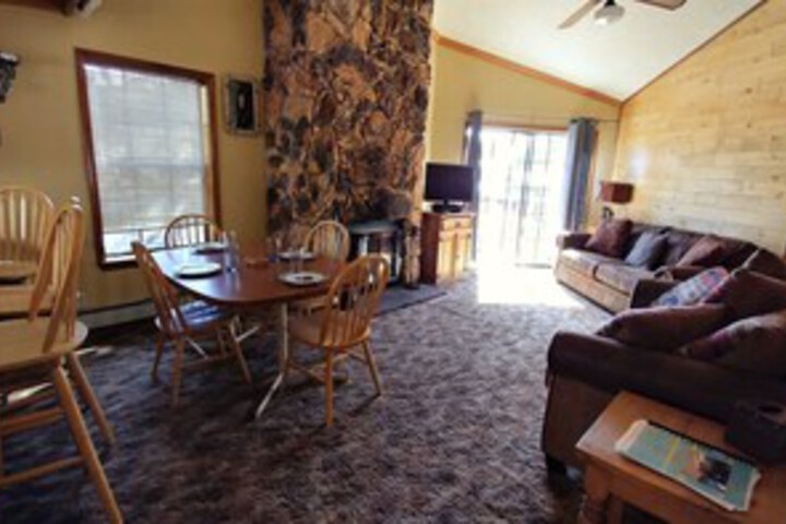 Room 9 of 17