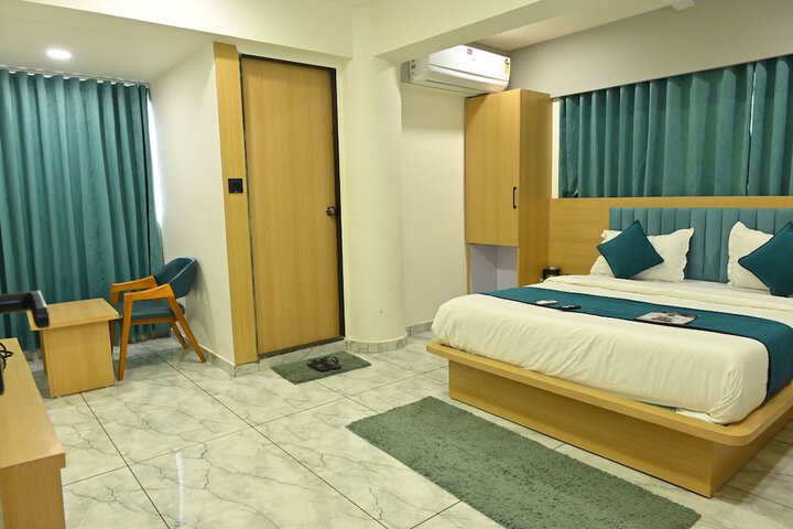 Room 21 of 36